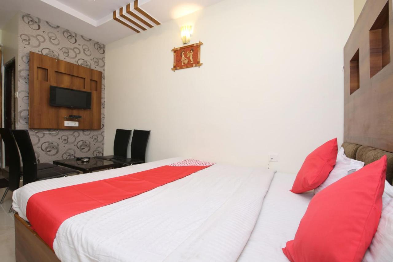 ג'אבלפור Oyo Hotel Shubhkamna מראה חיצוני תמונה