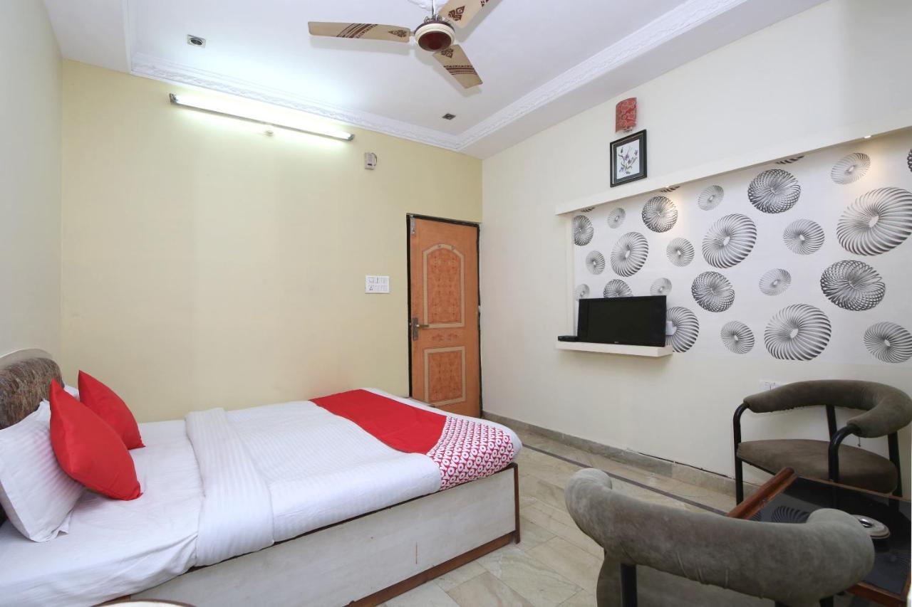ג'אבלפור Oyo Hotel Shubhkamna מראה חיצוני תמונה